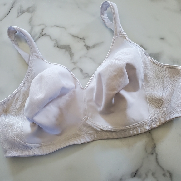 Playtex Bra 18 Hour Seamless Smoothing #4049 size 42D - Picture 3 of 16